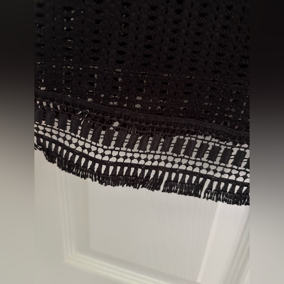 NWOT - Old Navy Black Crochet Tank Top - Picture 5 of 7